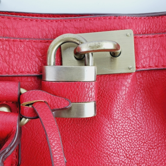 Melie Bianco Red Angela Style Handbag Working Lock - Picture 3 of 7